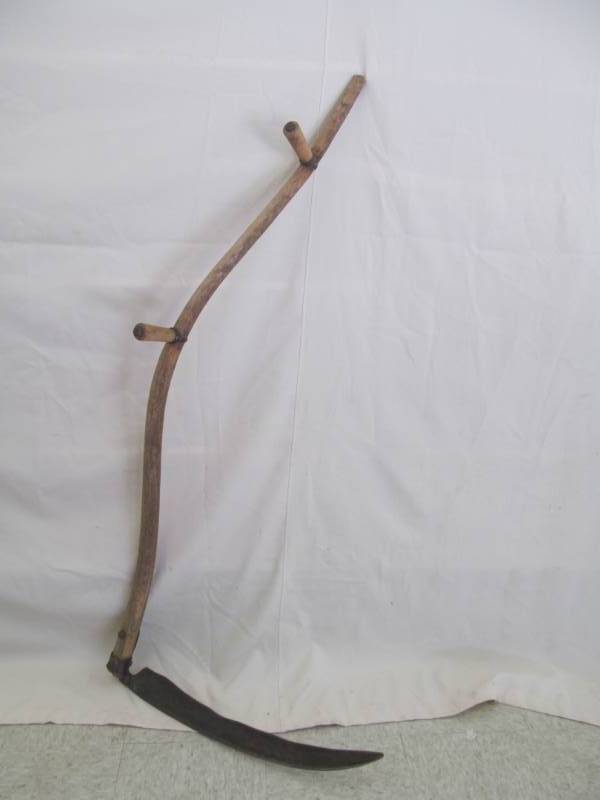 lot 91 image: Vintage Hay Knife