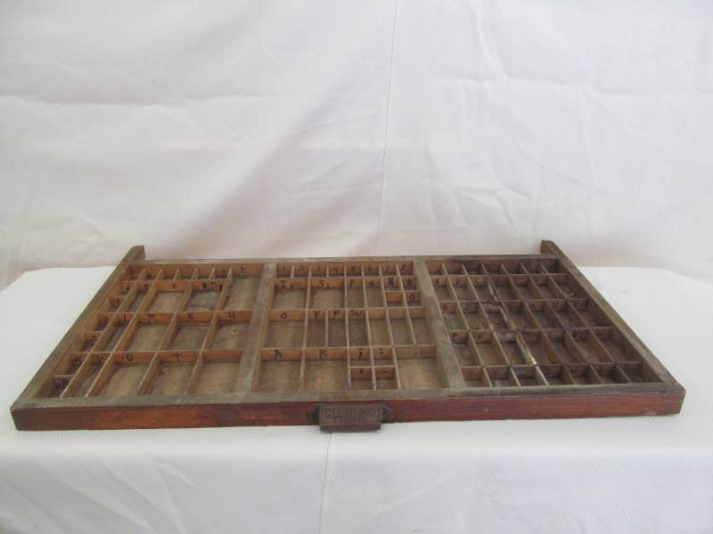 lot 109 image: Printers Drawer Hamilton Manufacturing