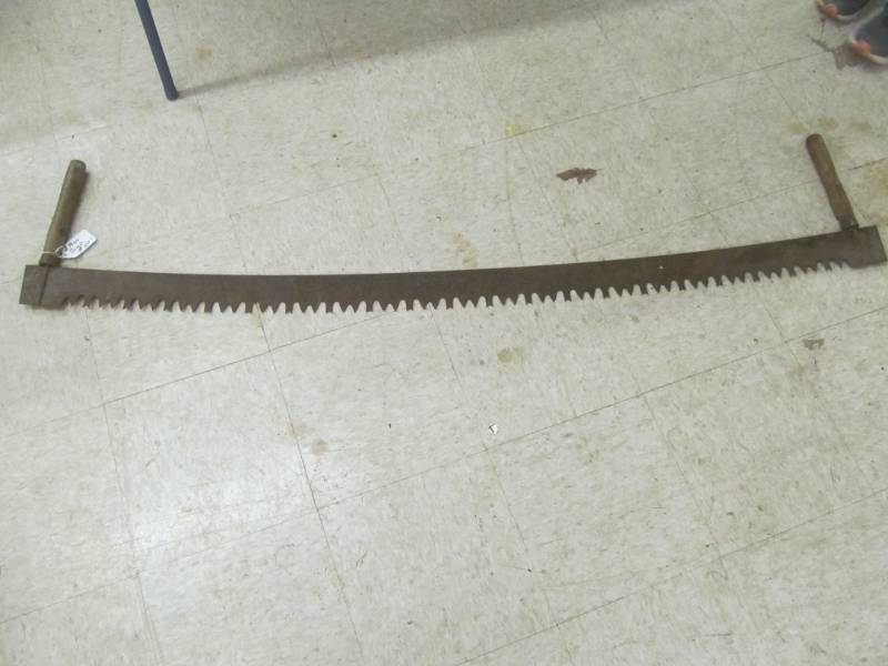 lot 155 image: 0 man hand saw (Logging)