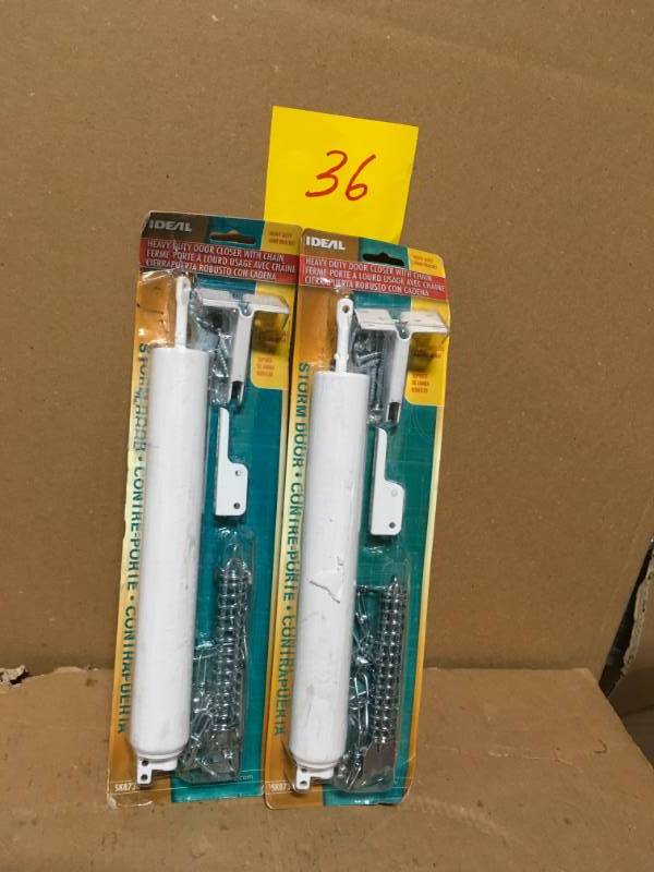 lot 36 image: Ideal Security Inc. SK8730W SK8730 Closer, Chain and Wide Bracket Bundle for Heavy Storm Doors 1.5 inch Diameter, White QTY 2 in good condition