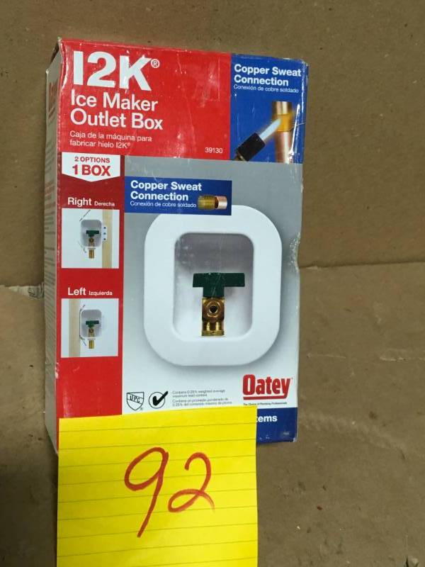 lot 92 image: Oatey I2K Icemaker Outlet Box 14 Turn in good condition