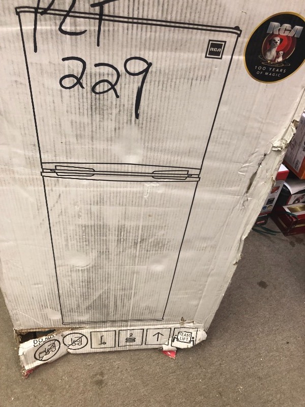 lot 110 image: RCA 7.5 cu. ft. Mini Fridge with Stainless Look in good conditions