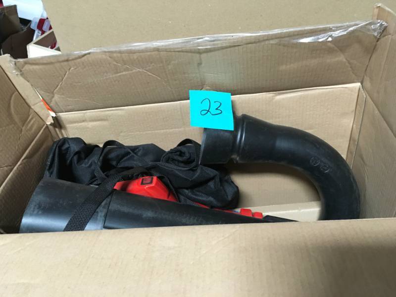 lot 23 image: Homelite 150 MPH 400 CFM 26cc Gas Handheld Blower Vacuum  in good condition