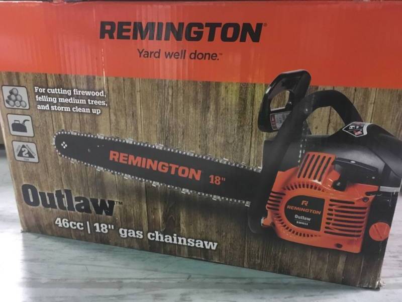 lot 73 image: Remington Outlaw 18 in. 46cc Gas 2-Cycle Chainsaw with Heavy-Duty Carry Case and Automatic Chain Oiler in Good Condition