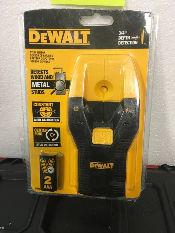 lot 82 image: DEWALT 34 in. Stud Finder in Good Condition