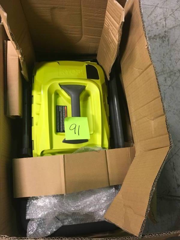 lot 91 image: RYOBI 13 in. 11 Amp Corded Electric Walk Behind Push Mower in Good Condition