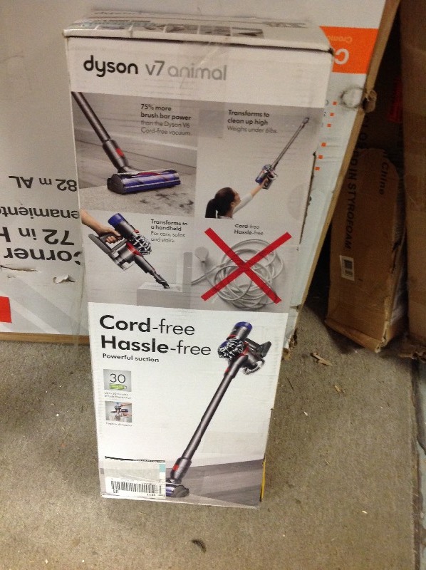 lot 109 image: Dyson V7 Animal Cordless Stick Vacuum Cleaner in good conditions