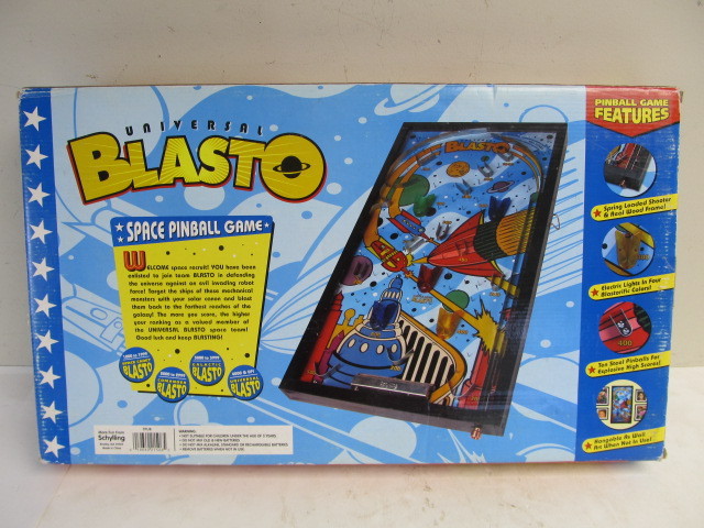 lot 43 image: Mint in Box Retro Style BLASTO Tabletop Pinball Game