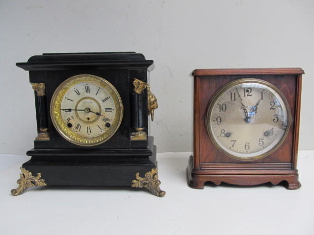 lot 64 image: 2 Vintage Mantel Clocks - Seth Thomas & Ingraham