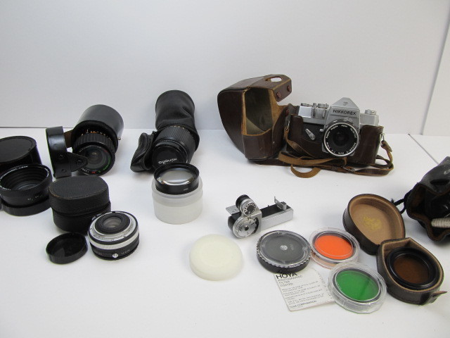 lot 30 image: Vintage Nikkorex Film Camera wZoom Lenses