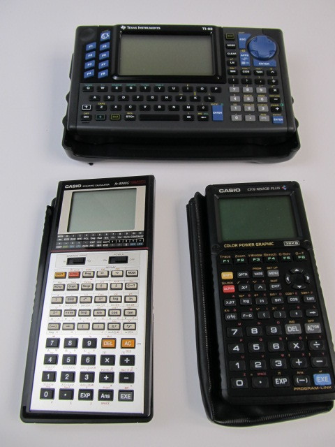 lot 32 image: Group of 3 Working Graphing Calculators