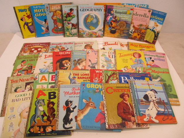 lot 101 image: Large Lot of Vintage GOLDEN BOOKS etc