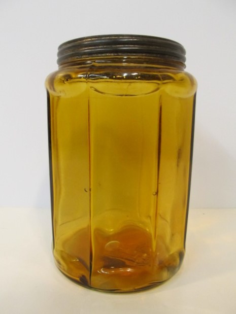 lot 142 image: Early Antique Amber Glass Octagonal Jar wLid