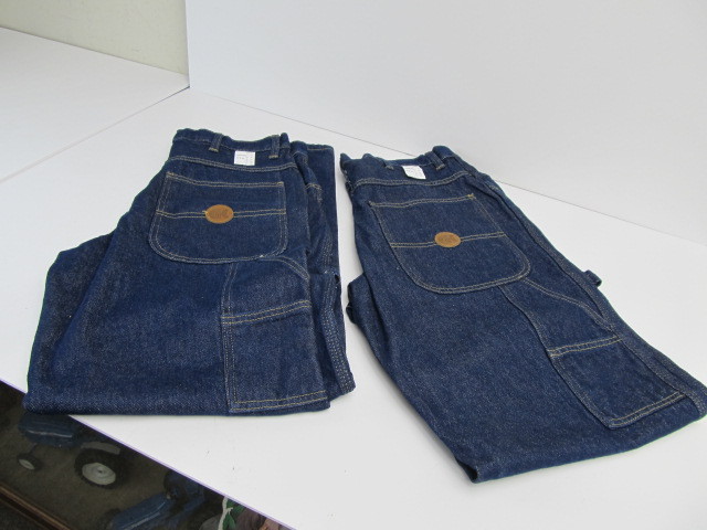 lot 74 image: 2 Pair of NEW Mens Jeans - 33x34