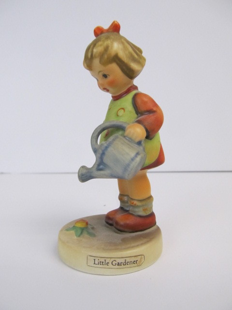 lot 173 image: Vintage HUMMEL Figurine - Little Gardener