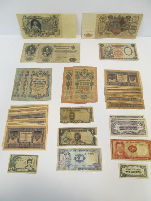 lot 185 image: Group of Old Vintage Foreign Currency Bills