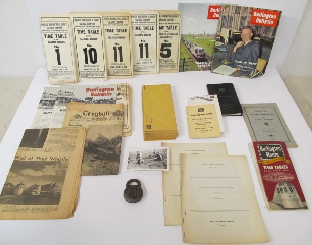 lot 186 image: Lot of Vintage Railroad Memorabilia - Burlington