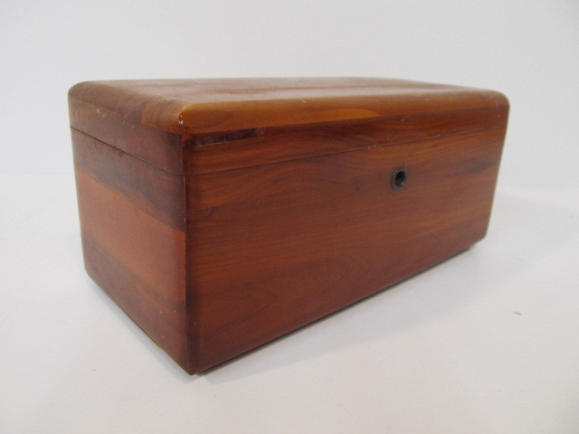 lot 218 image: Vintage Miniature LANE Cedar Chest