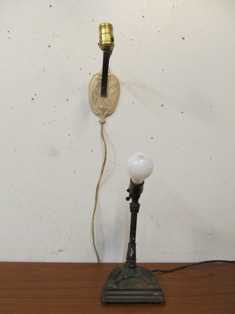 lot 230 image: Vintage Industrial Style Desk Lamp & Wall Sconce