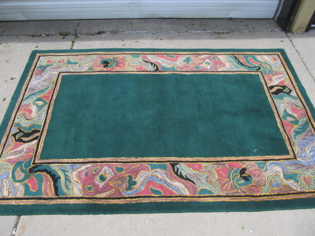 lot 16 image: Vintage Hand Tufted Wool Area Rug