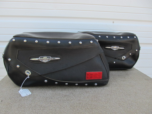 lot 112 image: Nice Leather Motorcycle Saddle Bags