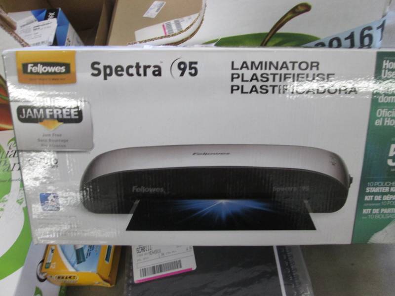 lot 16 image: Fellowes Spectra 95 Laminator open ...