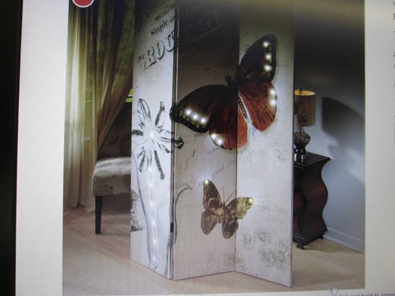 lot 35 image: Butterfly Light Up Room Divider ope...