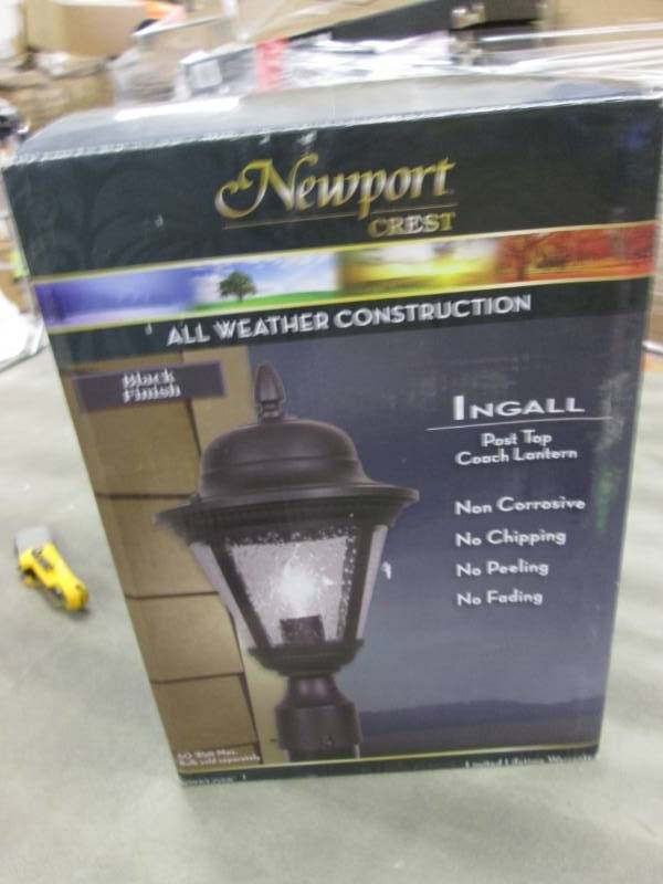 lot 55 image: Newport Crest Ingall Outdoor Black ...