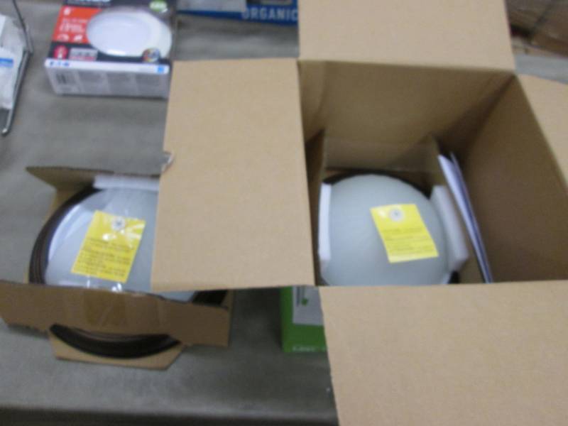 lot 70 image: Commercial Electric 11 in. 100-Watt...