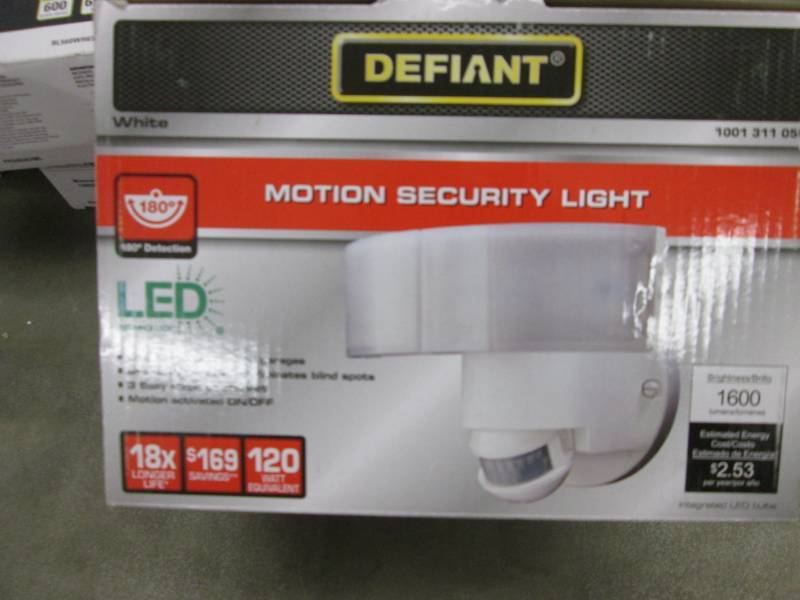 lot 73 image: Defiant 180 Degree White LED Motion...