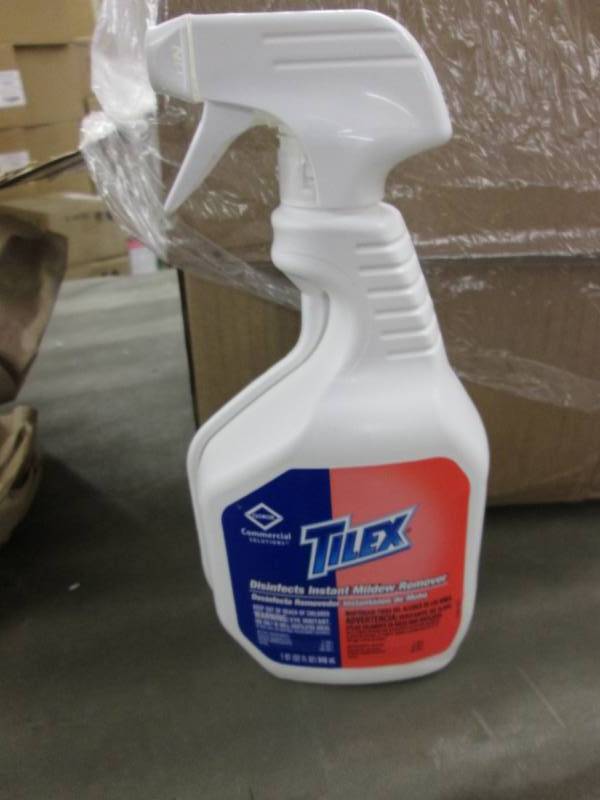 lot 139 image: 8 - 32 oz Spray Bottles Tylex Clean...