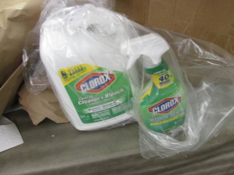lot 140 image: 2 Sets of Clorox Cleaner & Bleach 1...