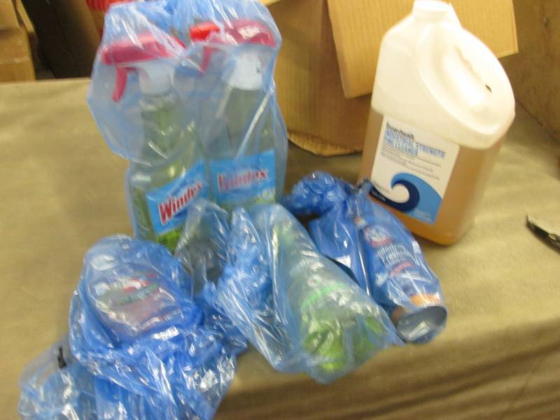 lot 162 image: 2 Windex, Pine Cleaner, Hand Soap, ...