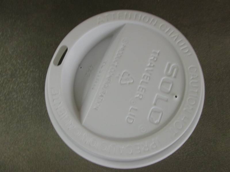 lot 172 image: Solo 1000 ct Plastic Lids ...