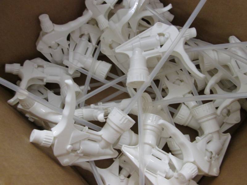 lot 173 image: Spray Bottle Nozzles, 2 Heavy Table...