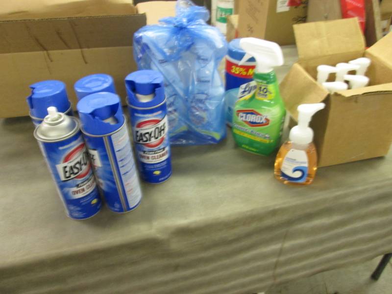 lot 210 image: 5 Easy Off Oven Cleaner- damaged ca...