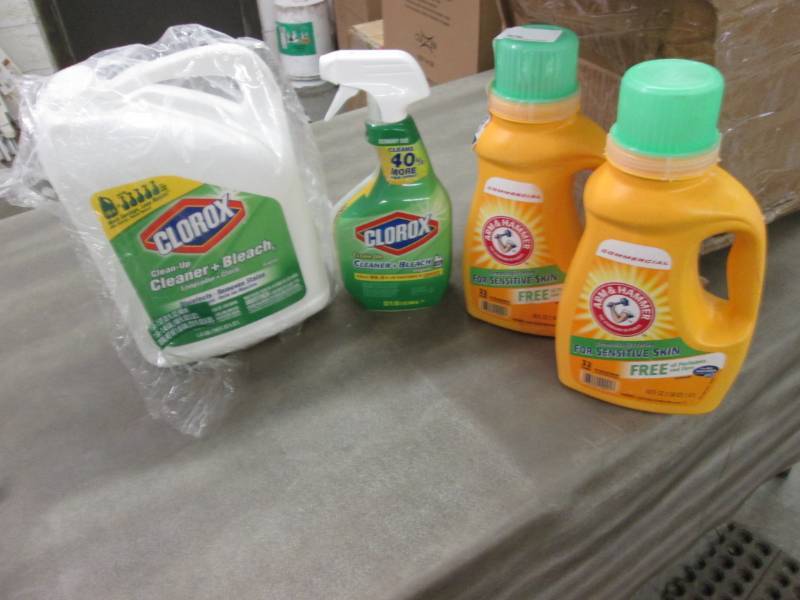 lot 211 image: 2 Arm & Hammer 50 oz Laundry Deterg...