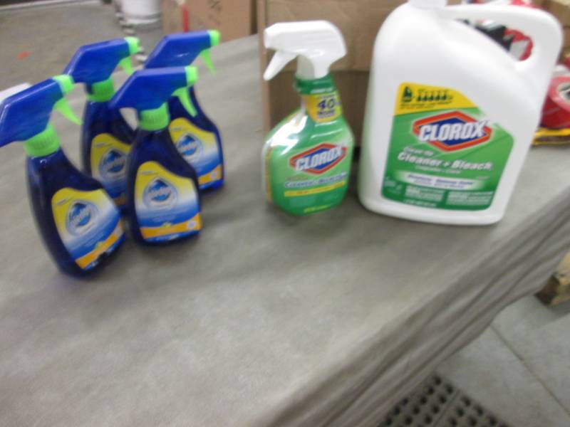lot 213 image: 180 oz Clorox Cleaner & Bleach with...