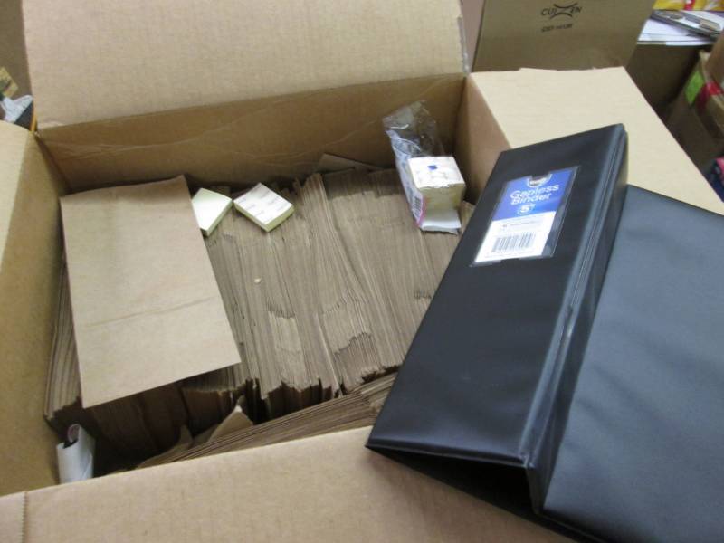 lot 231 image: 5 inch Gapless Binder, Small Kraft ...