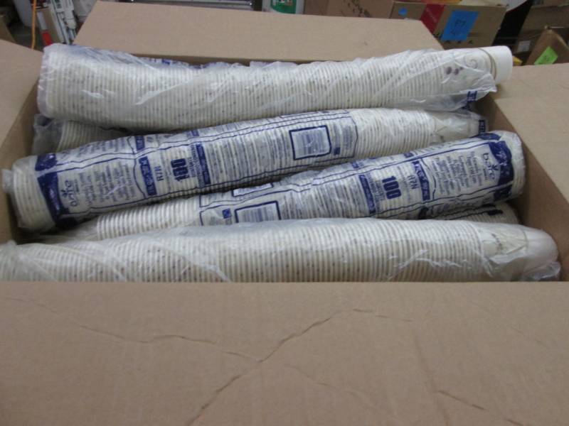lot 234 image: Box of Solo Bare 7 oz Cold Cups...
