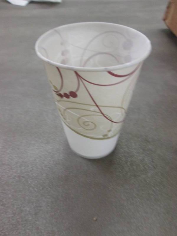 lot 246 image: Partial Case Solo 7 oz Cold Cups...