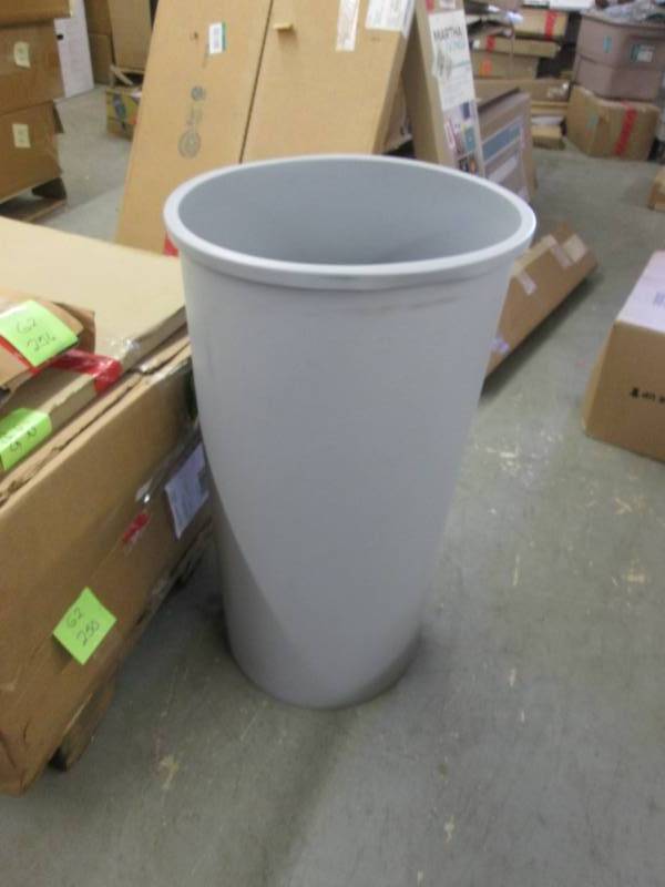 lot 257 image: Large Grey Trash Bin...