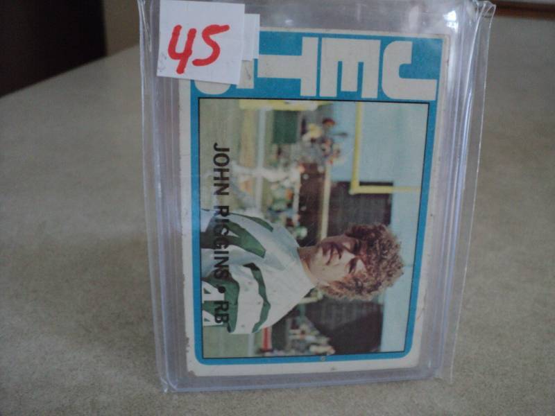 lot 45 image: 1972 Topps John Riggins Rookie Card...