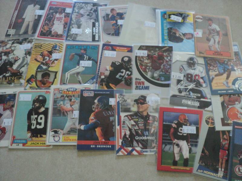 lot 84 image: Lot of Sport Cards...