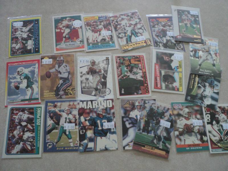 lot 93 image: Dan Marino Cards...
