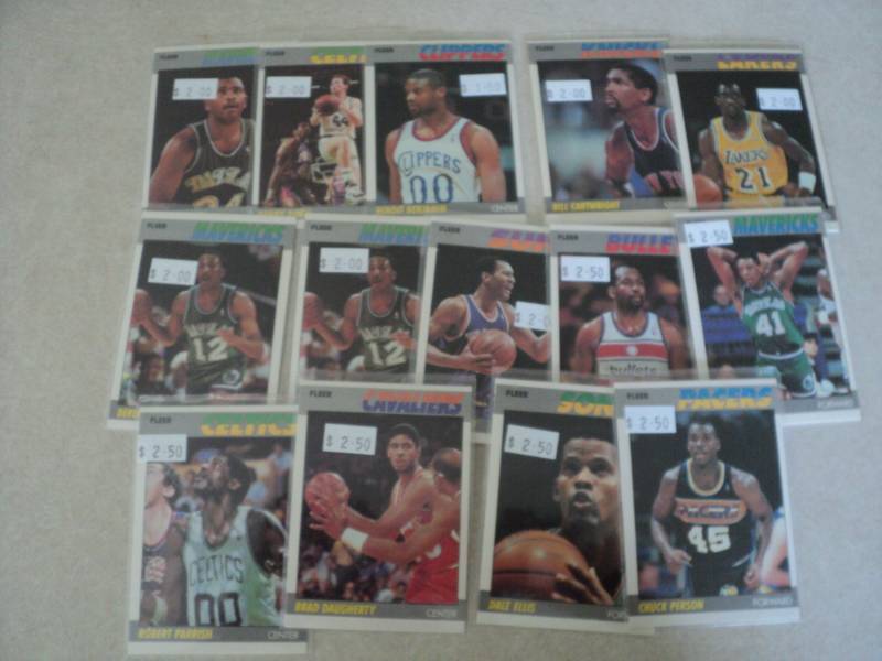 lot 115 image: 1987-88 Fleer Basket ball Cards...