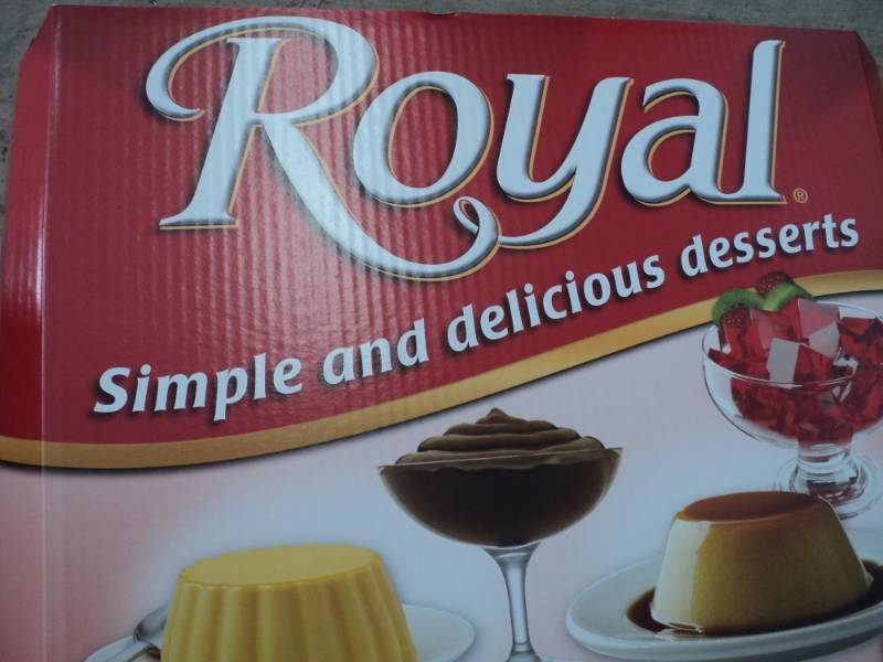 lot 177 image: Case of 84 Royal Flan- family size ...
