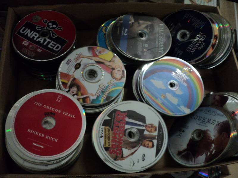 lot 230 image: Lot of 250 or so CDs, DVDs, and rec...