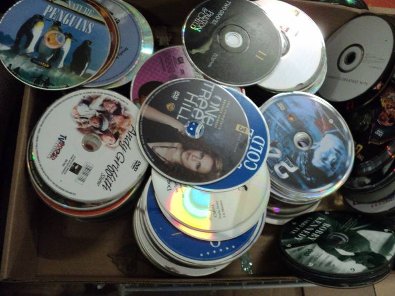 lot 232 image: Lot of 250 or so CDs, DVDs, and rec...