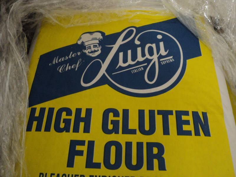 lot 235 image: Master Chef Luigi High Gluten Flour...